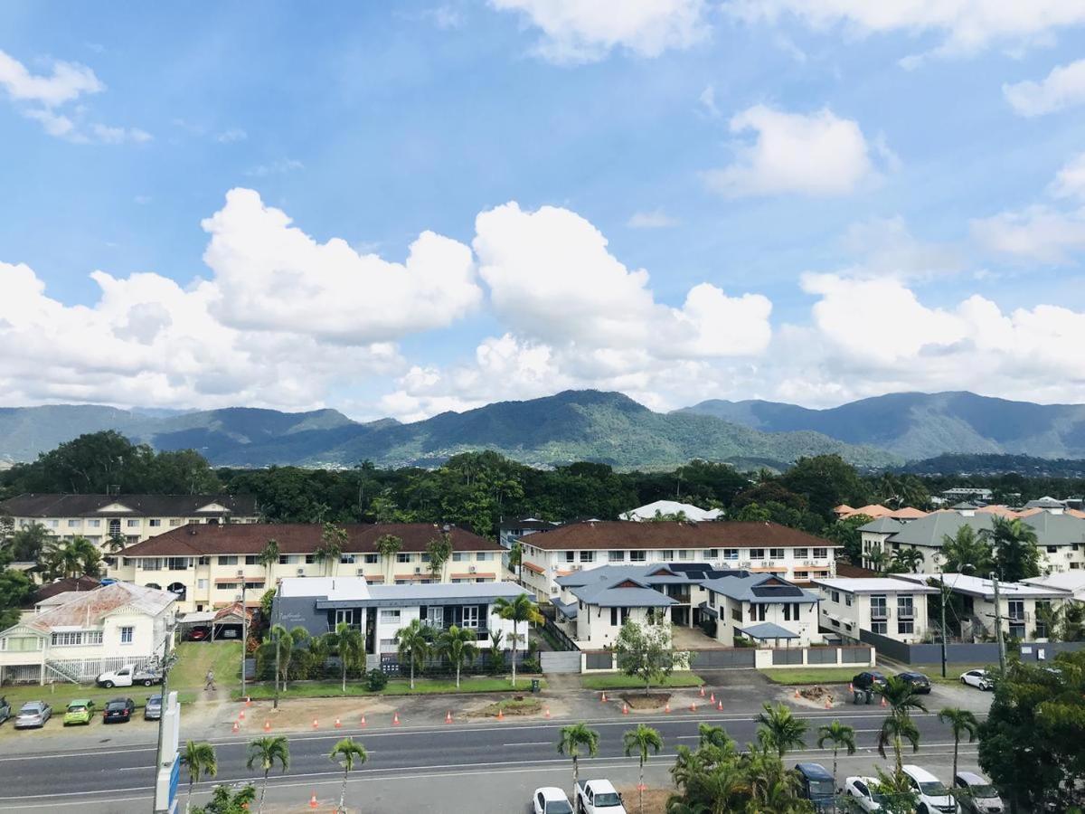 Acacia Court Hotel Cairns Esterno foto