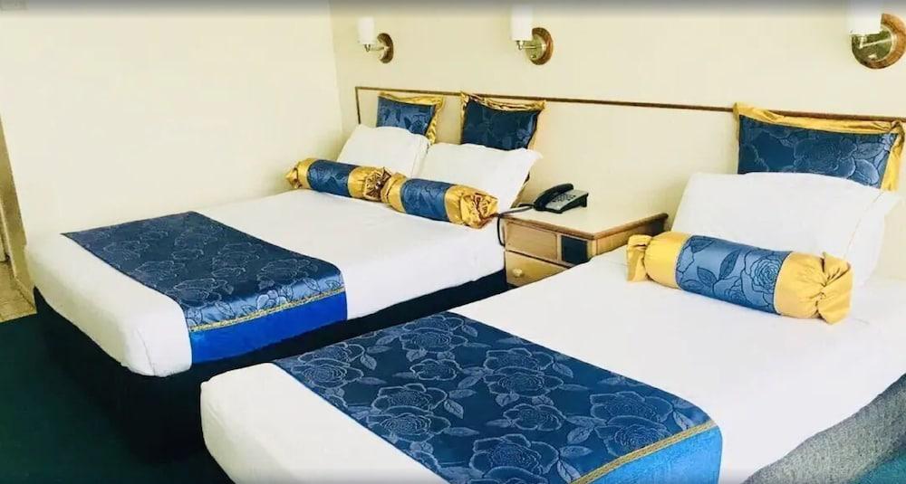 Acacia Court Hotel Cairns Esterno foto