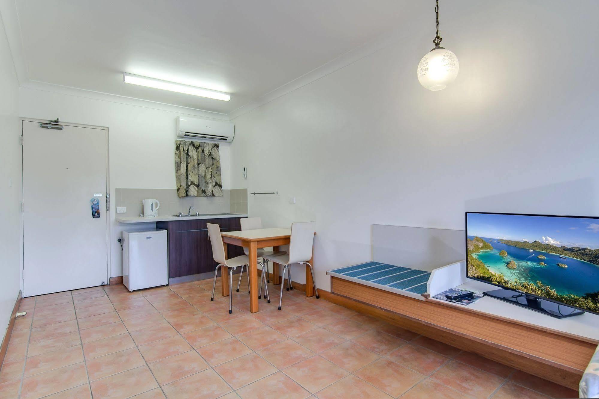 Acacia Court Hotel Cairns Esterno foto
